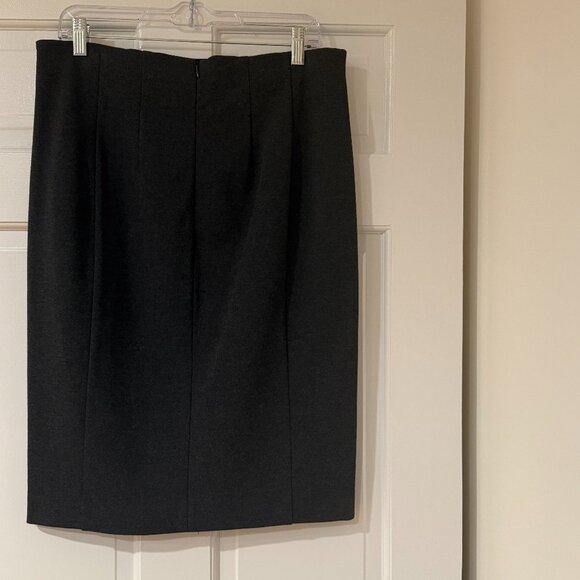 Ann Taylor Pencil Skirt -- Size 10 - Picture 2 of 3